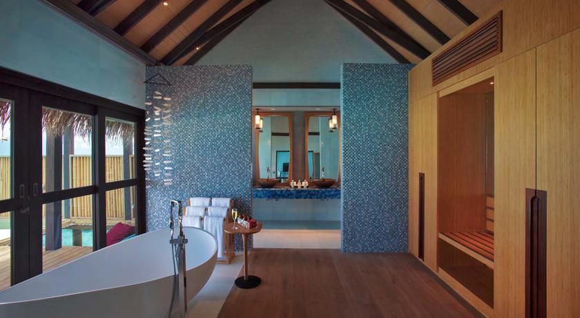 Wind Villa with Pool Bathroom