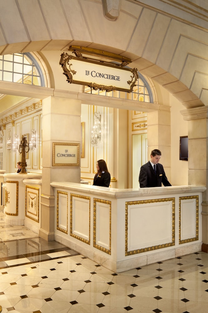 Concierge Desk