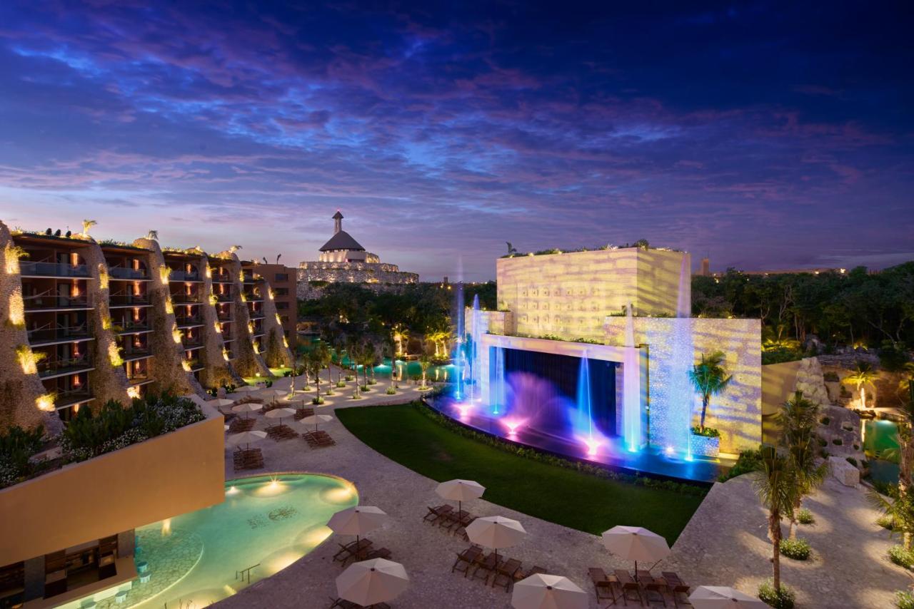 Hotel Xcaret Arte