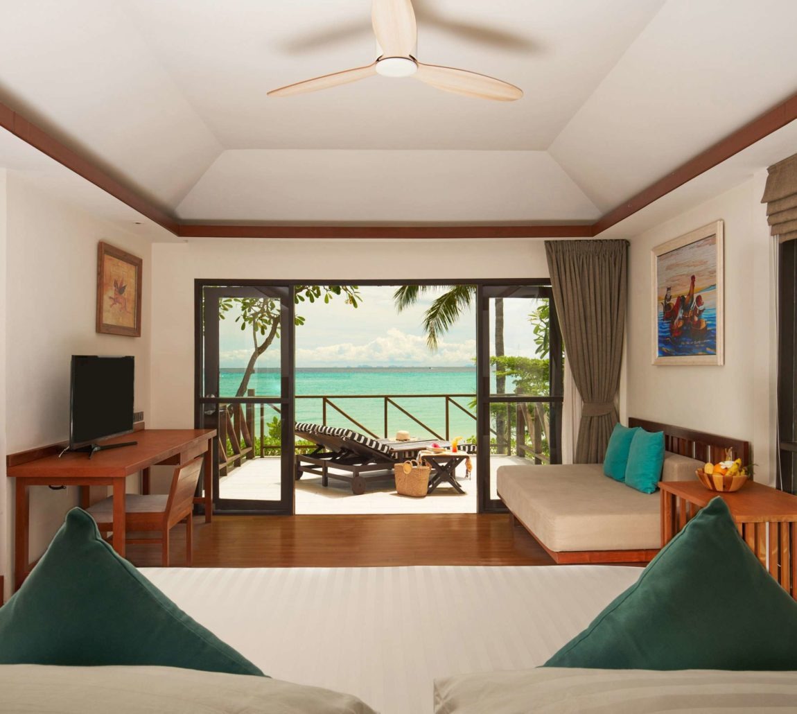 Beachfront Junior  Suite