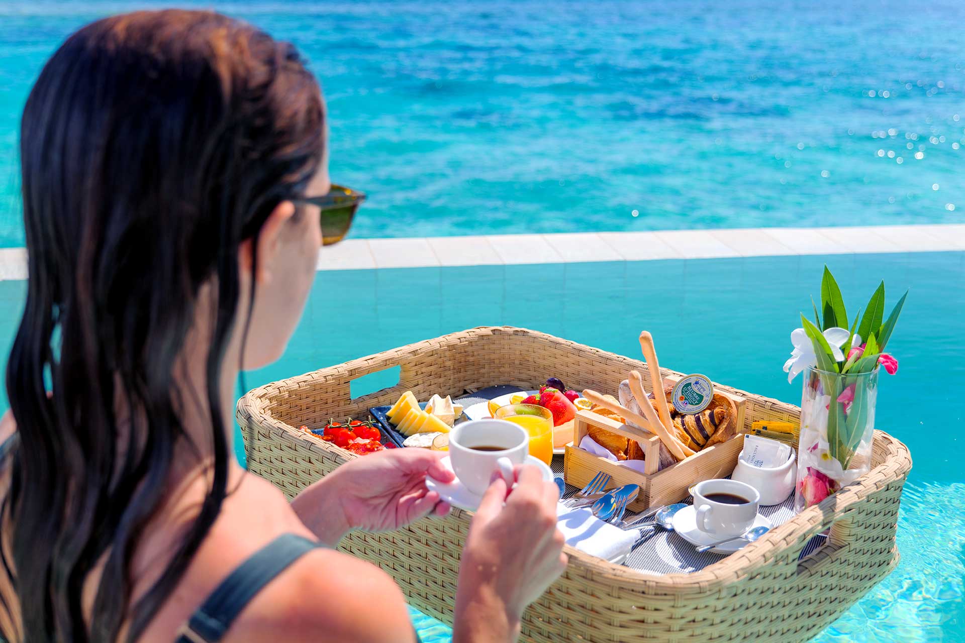 Baglioni Resort Maldives Floating Breakfast