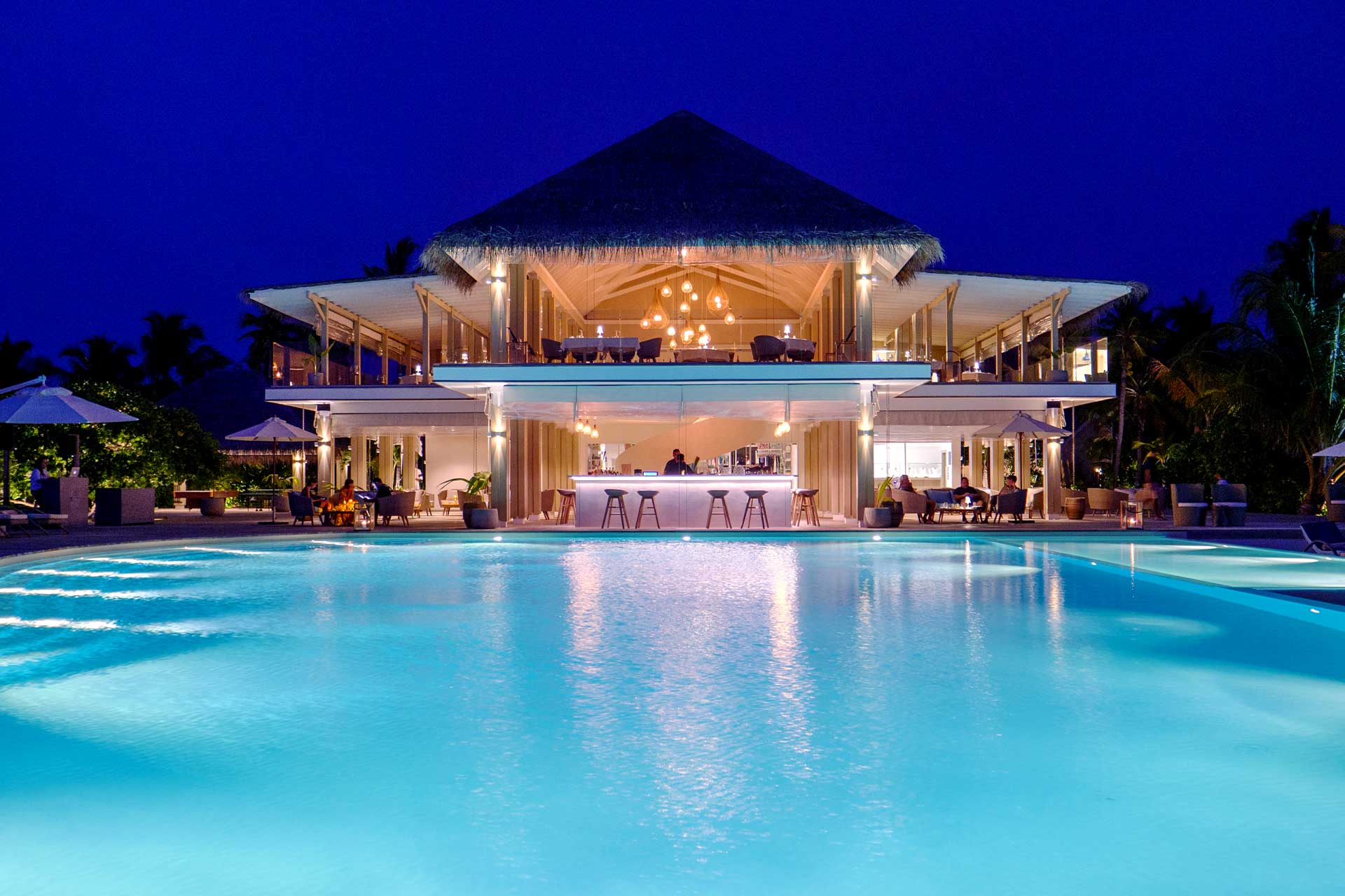 Baglioni Resort Maldives Pool Bar