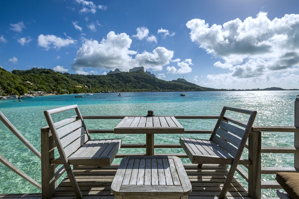 Beach/ocean view