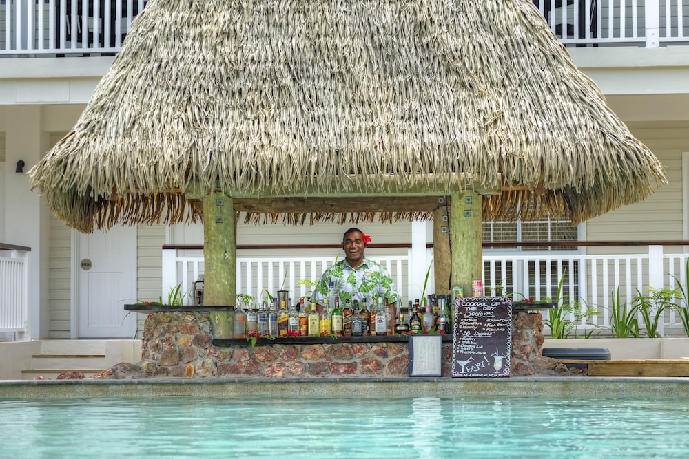 Poolside Bar