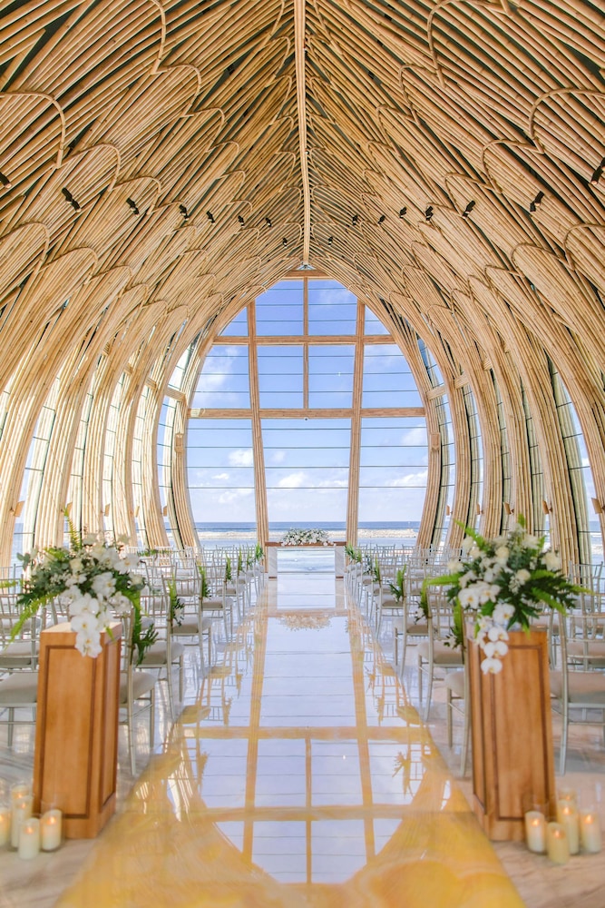 Indoor wedding