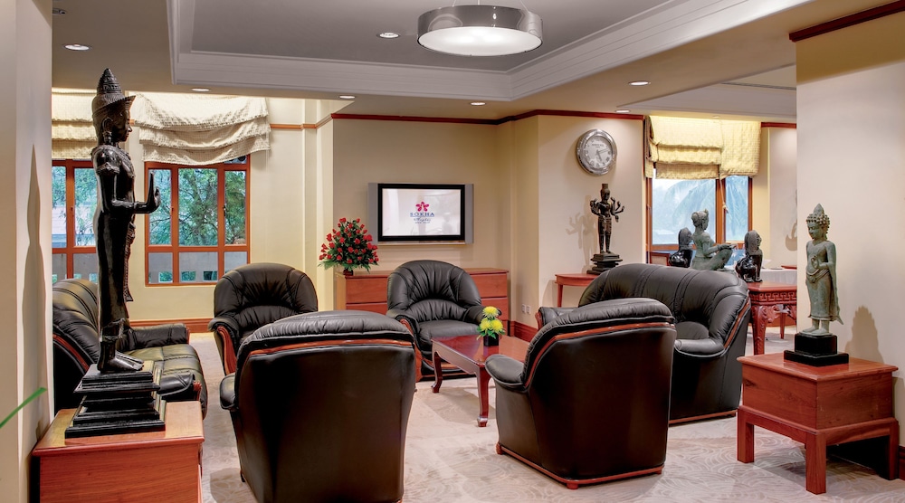 Hotel Lounge