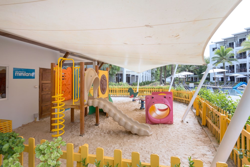 Childrens Play Area - Outdoor