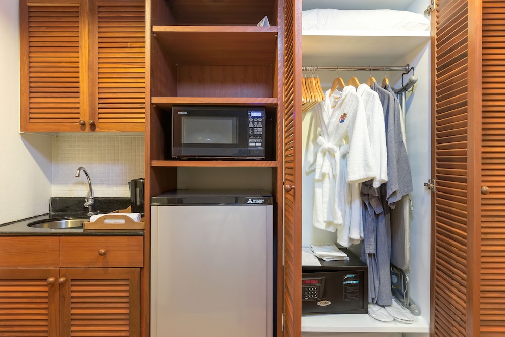 In-Room Kitchenette