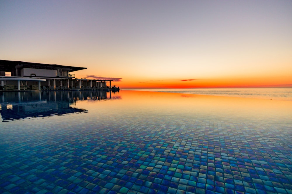 Infinity Pool