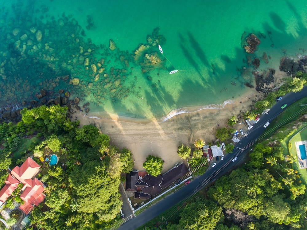 Beach/Ocean View