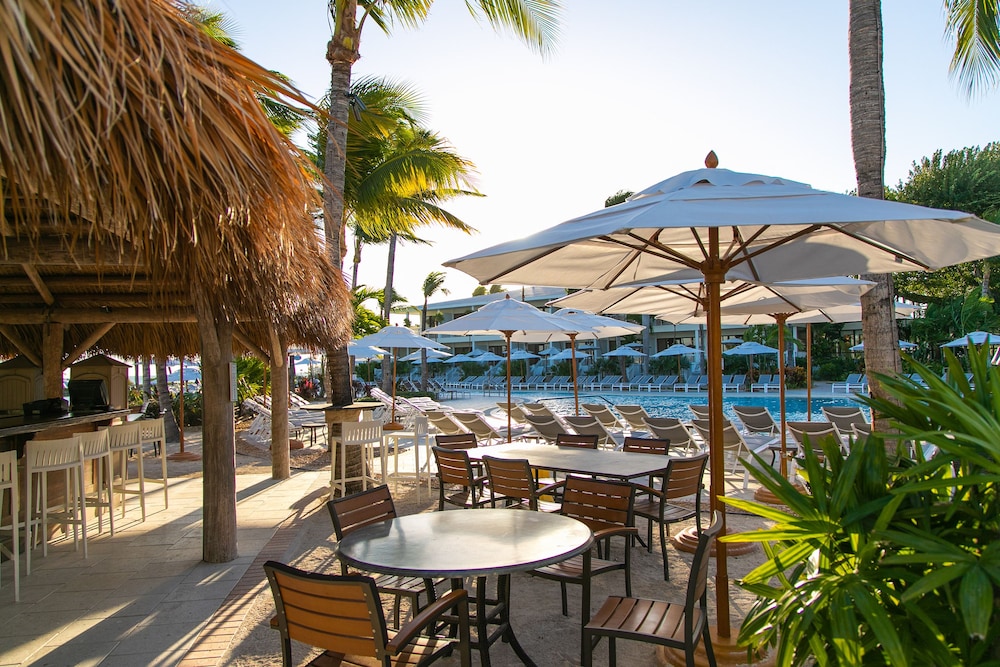 Poolside bar