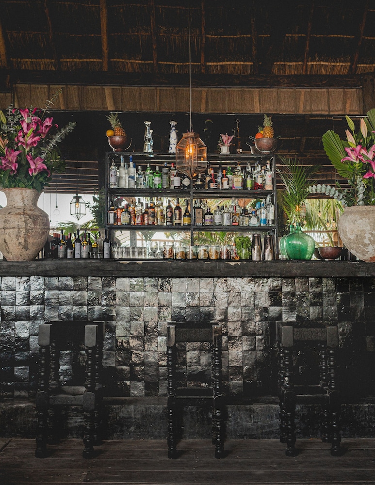 Beach bar