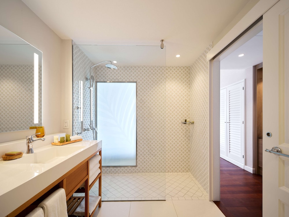 Bathroom shower
