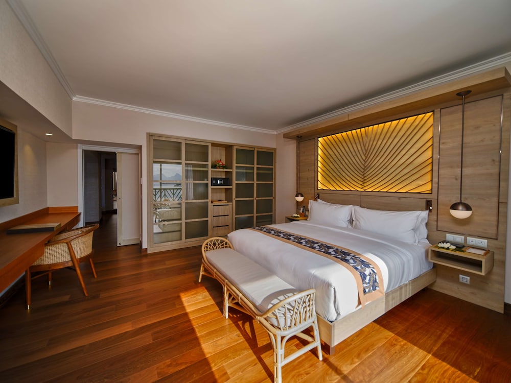 In-room business center