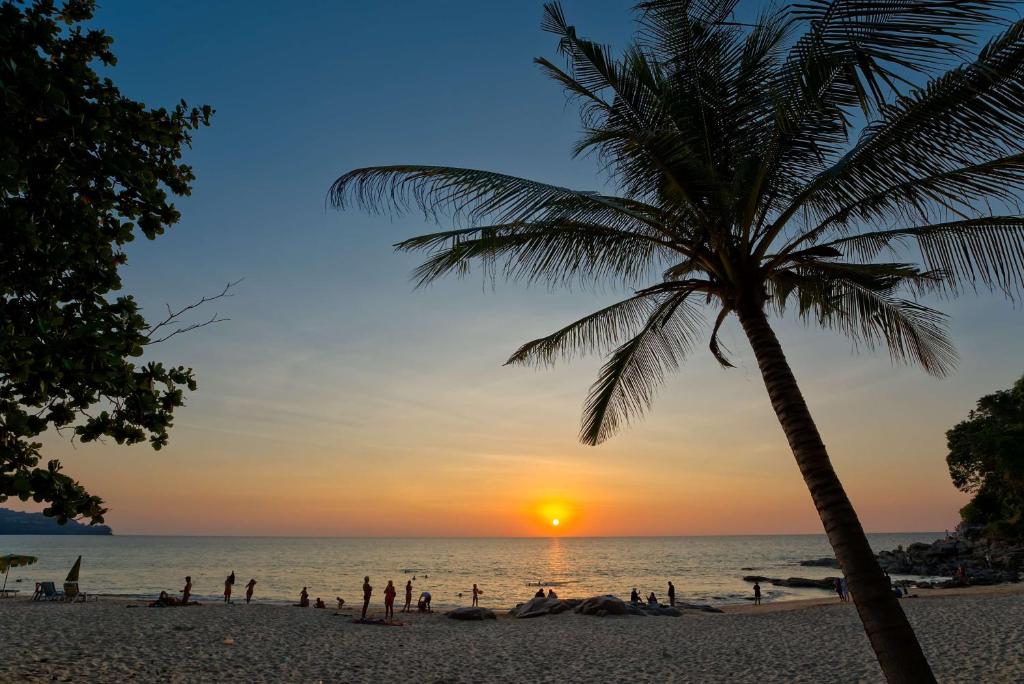  Outrigger Surin Beach Resort