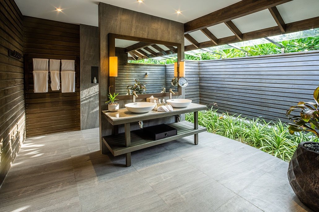 Beach Pool Villa Bathroom