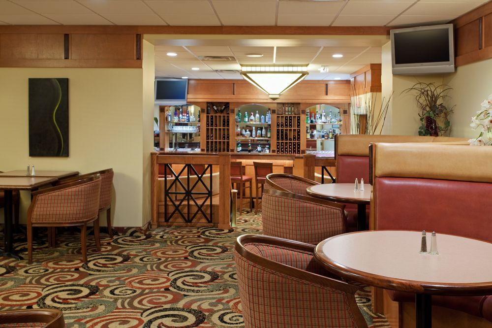 Hotel Bar