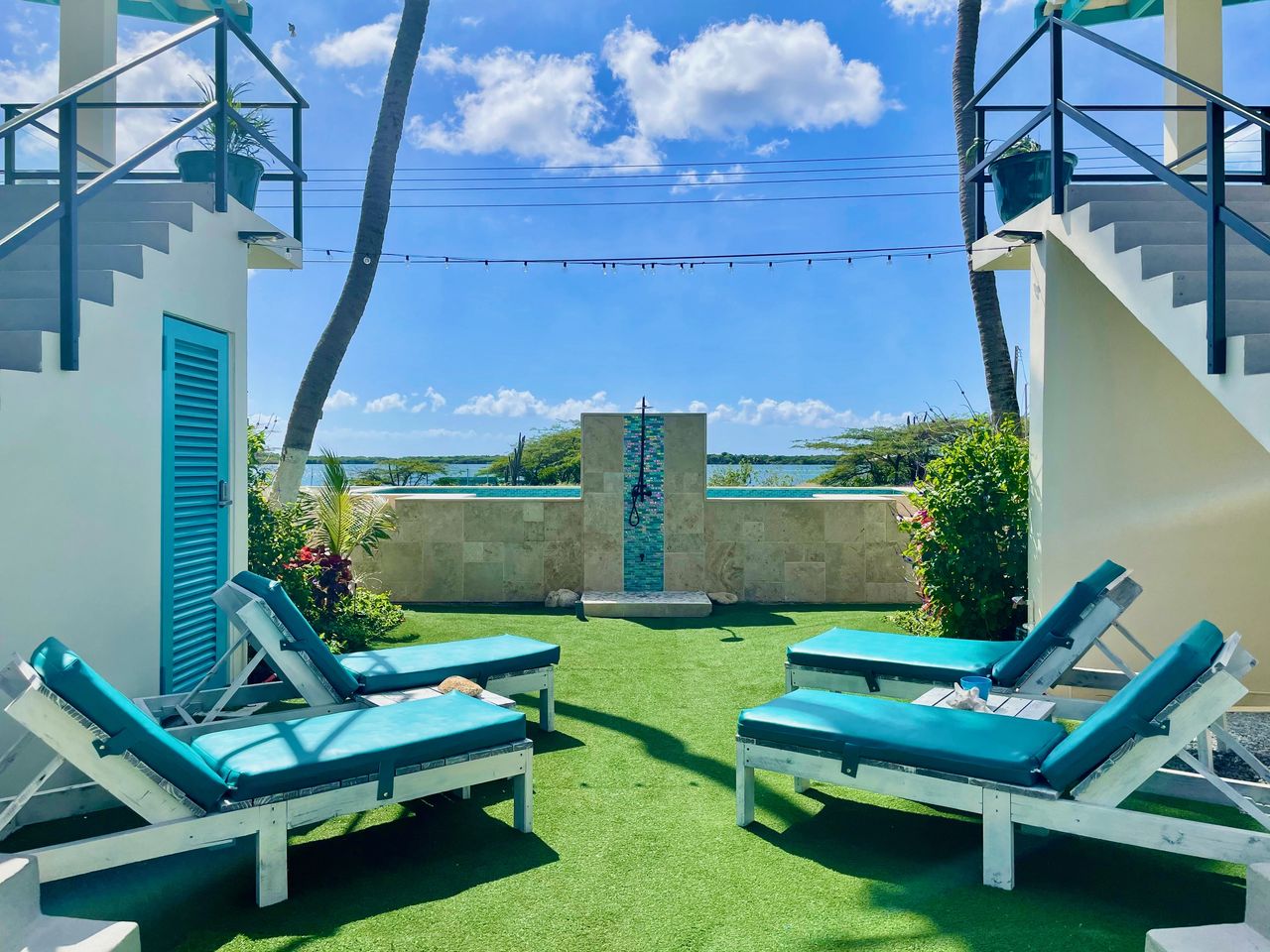 Vistalmar Ocean Suites