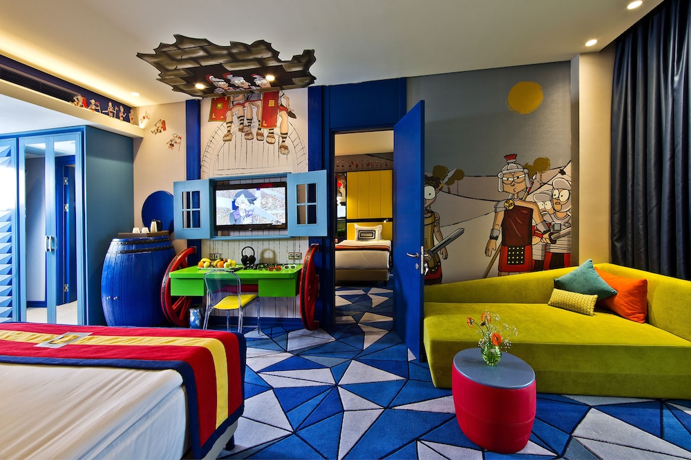 Children's theme room