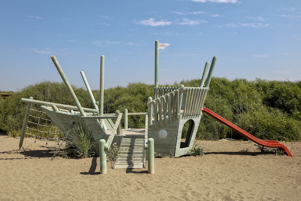 Children's play area - outdoor