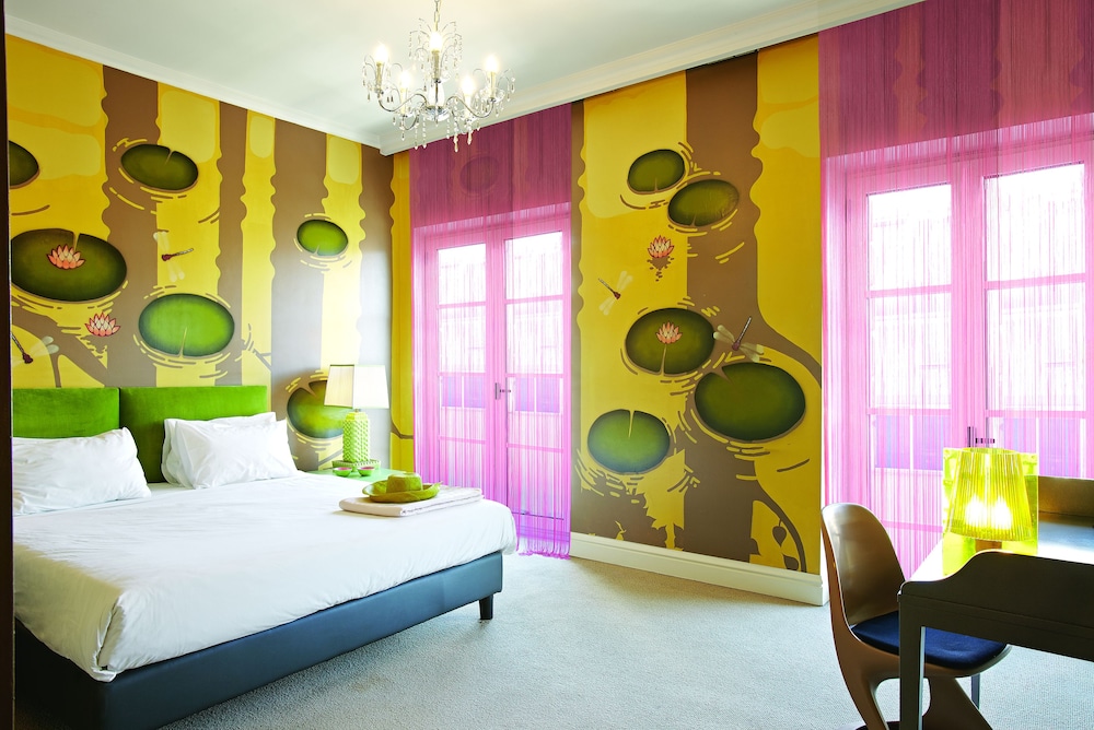 Guestroom