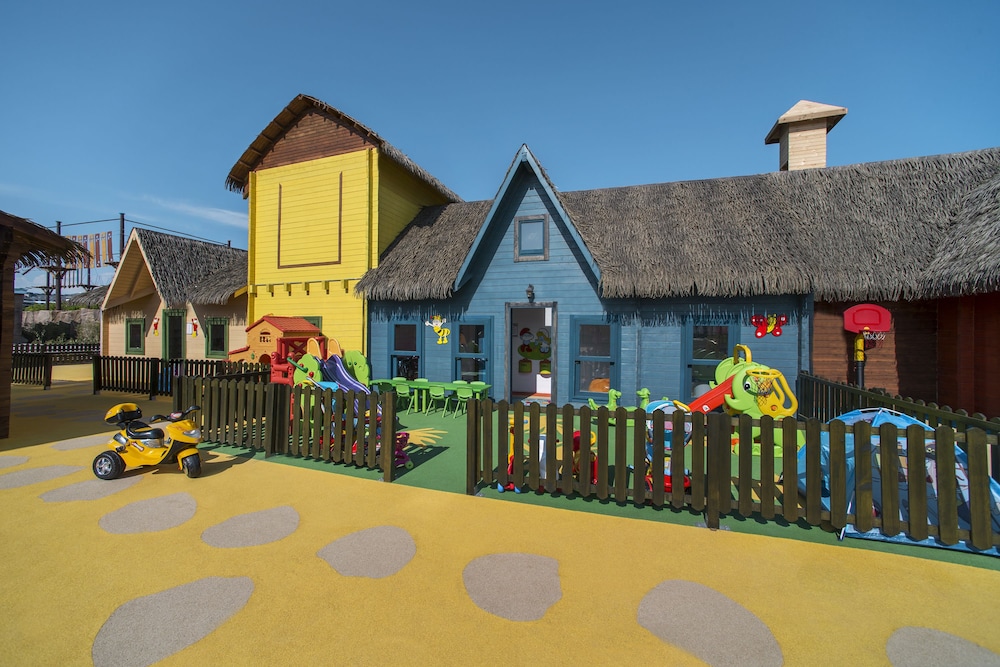 Children's play area - outdoor